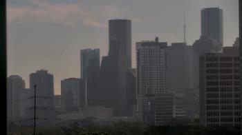 Weather camera view of St Thomas High School.