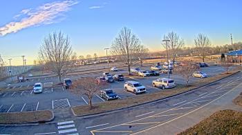 Weather camera view of Cloverleaf ES.