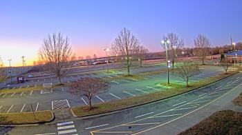 Weather camera view of Cloverleaf ES.