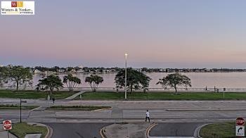 Weather camera view of Winter & Yonker P.A..