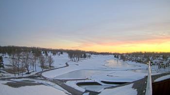 Weather camera view of The Royal Fox Country Club.