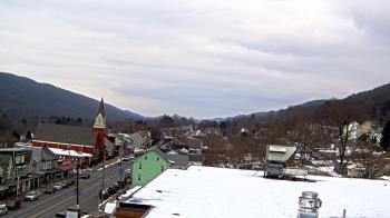 Weather camera view of Line Mountain ES Trevorton.