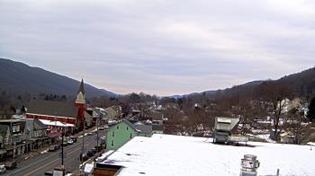 Weather camera view of Line Mountain ES Trevorton.