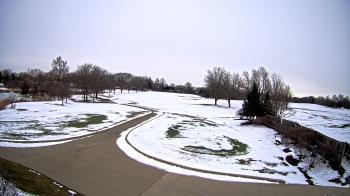 Weather camera view of Village Links of Glen Ellyn.