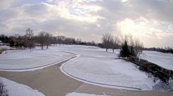 Weather camera view of Village Links of Glen Ellyn.