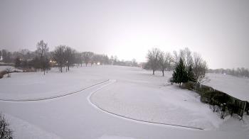 Weather camera view of Village Links of Glen Ellyn.
