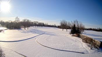 Weather camera view of Village Links of Glen Ellyn.
