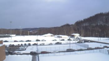 Weather camera view of Kiski Area HS.
