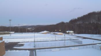 Weather camera view of Kiski Area HS.