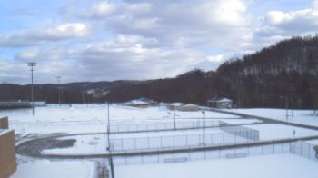 Weather camera view of Kiski Area HS.