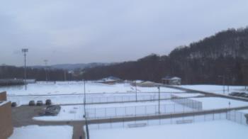 Weather camera view of Kiski Area HS.