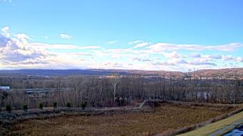 Weather camera view of Wilkes-Barre Area High School.
