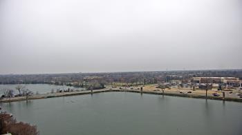 Weather camera view of Commerce Bank.