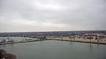 Weather camera view of Commerce Bank.