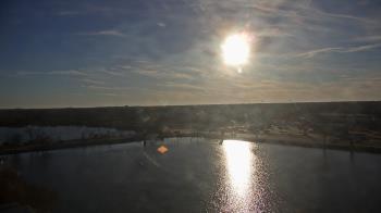 Weather camera view of Commerce Bank.