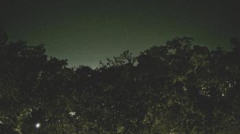 Weather camera view of Metairie Club Gardens.