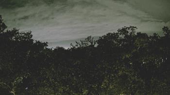 Weather camera view of Metairie Club Gardens.