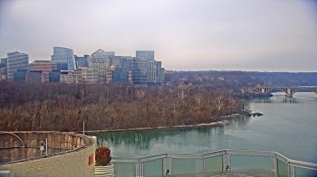 Weather camera view of The Watergate Hotel.