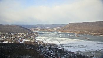 Weather camera view of WHTM Marysville Blue Mtn 1000 ft elev.