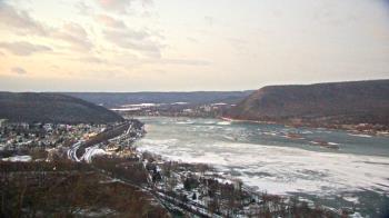 Weather camera view of WHTM Marysville Blue Mtn 1000 ft elev.