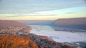 Weather camera view of WHTM Marysville Blue Mtn 1000 ft elev.