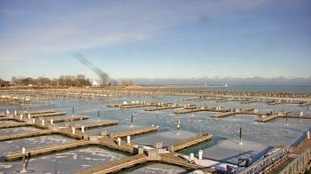 Weather camera view of Waukegan Harbor and Marina.