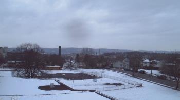 Weather camera view of Heights Murray ES.