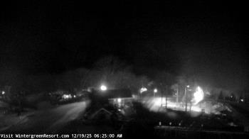 Weather camera view of Wintergreen Mtn. at 3600 ft. elev..
