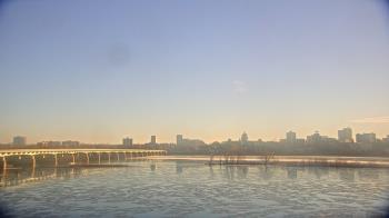 Weather camera view of Robert Morris CPA.