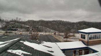 Weather camera view of Wrigley Elementary School.