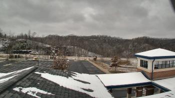 Weather camera view of Wrigley Elementary School.