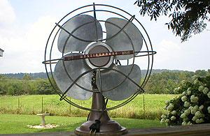 Images: An old fashion Westhinghouse fan once used to keep things cool. (Wikicommons)