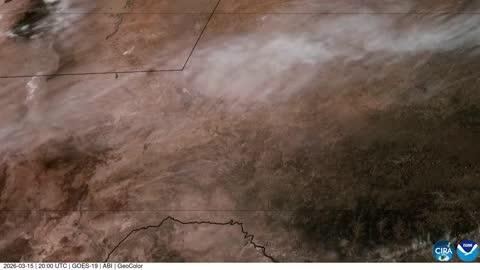 Wall of Dust Sweeps Across West Texas