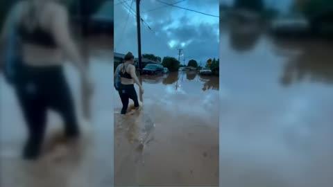 Streets and Homes Flooded in Oahu