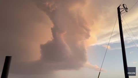 Supercell Looms Over Western Oklahoma